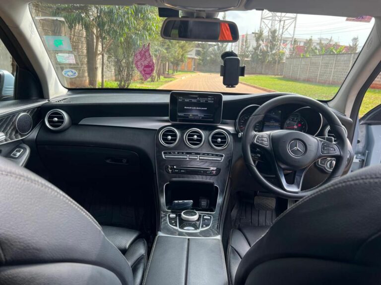 2017 Mercedes-Benz GLC 250 — photo 8