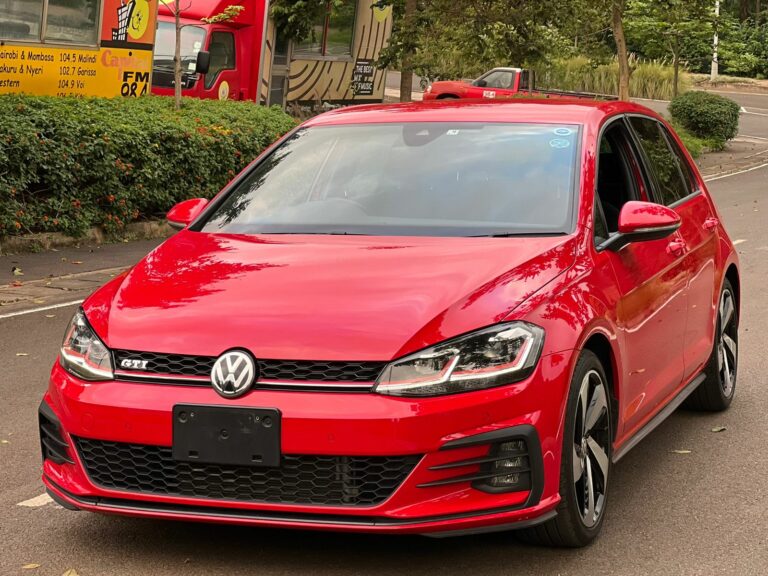 2017 Volkswagen Golf GTI — photo 3
