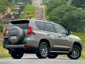 2018 Toyota Landcruiser Prado VX-L — photo 4