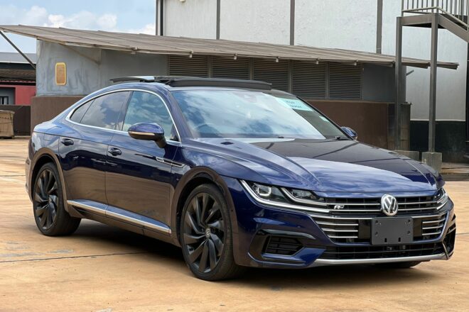 2018 Volkswagen Arteon R-Line 4MOTION