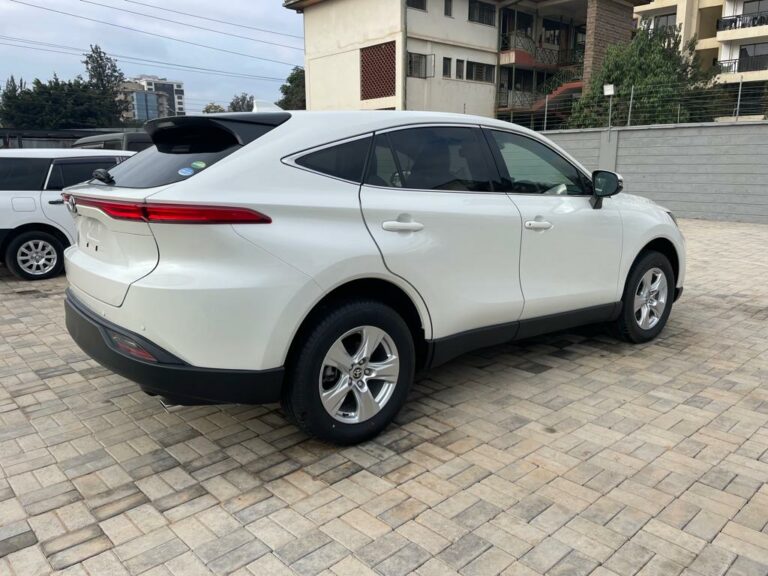 2020 Toyota Harrier — photo 5