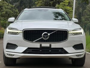 2018 Volvo XC60 D4 — photo 4