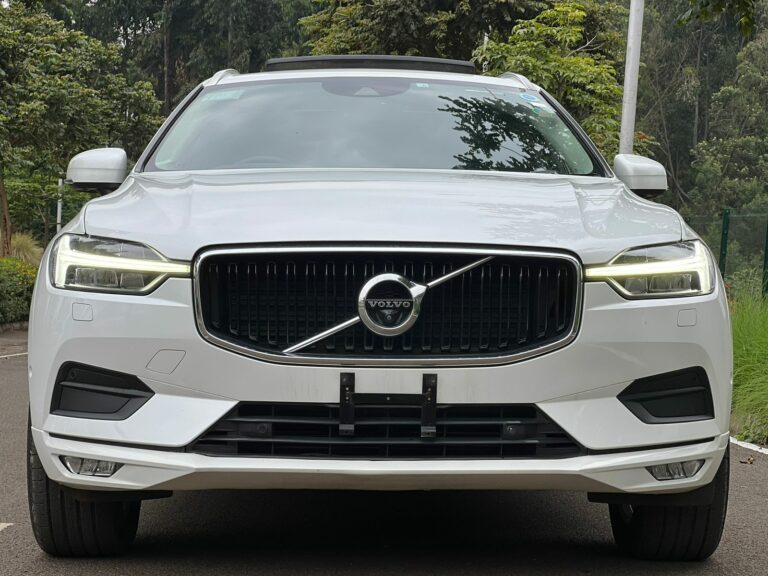 2018 Volvo XC60 D4 — photo 4