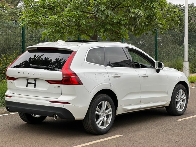 2018 Volvo XC60 D4 — photo 7