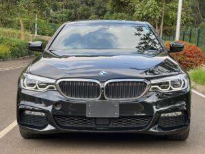 2017 BMW 5 Series 530i M-Sport — photo 3