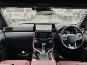 2023 Lexus LX 600 3.5L V6 — photo 2