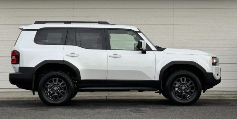 2024 Toyota Land Cruiser Prado J250 Series — photo 3