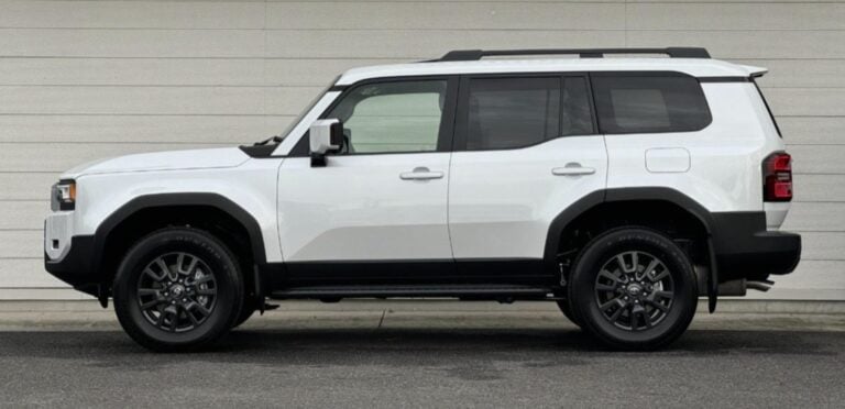 2024 Toyota Land Cruiser Prado J250 Series — photo 4