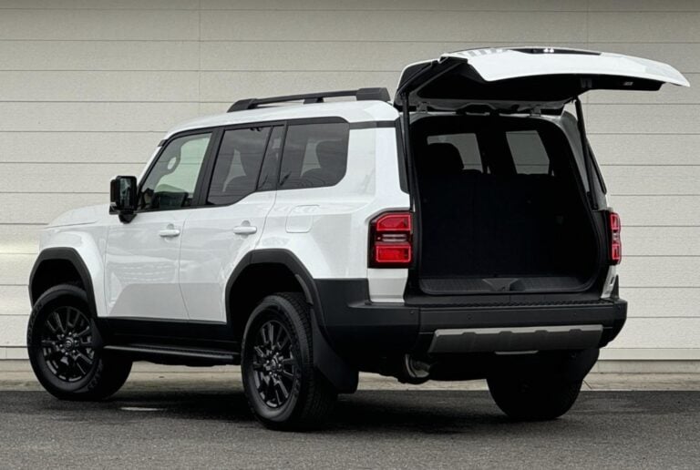 2024 Toyota Land Cruiser Prado J250 Series — photo 6
