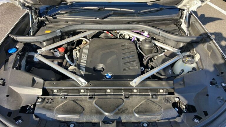 2023 BMW X7 Xdrive40d — photo 9