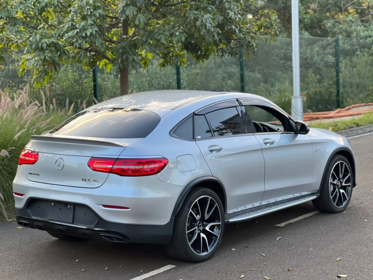 2017 Mercedes Benz GLC43 AMG — photo 7