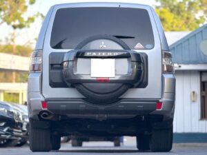 2016 Mitsubishi Pajero — photo 4