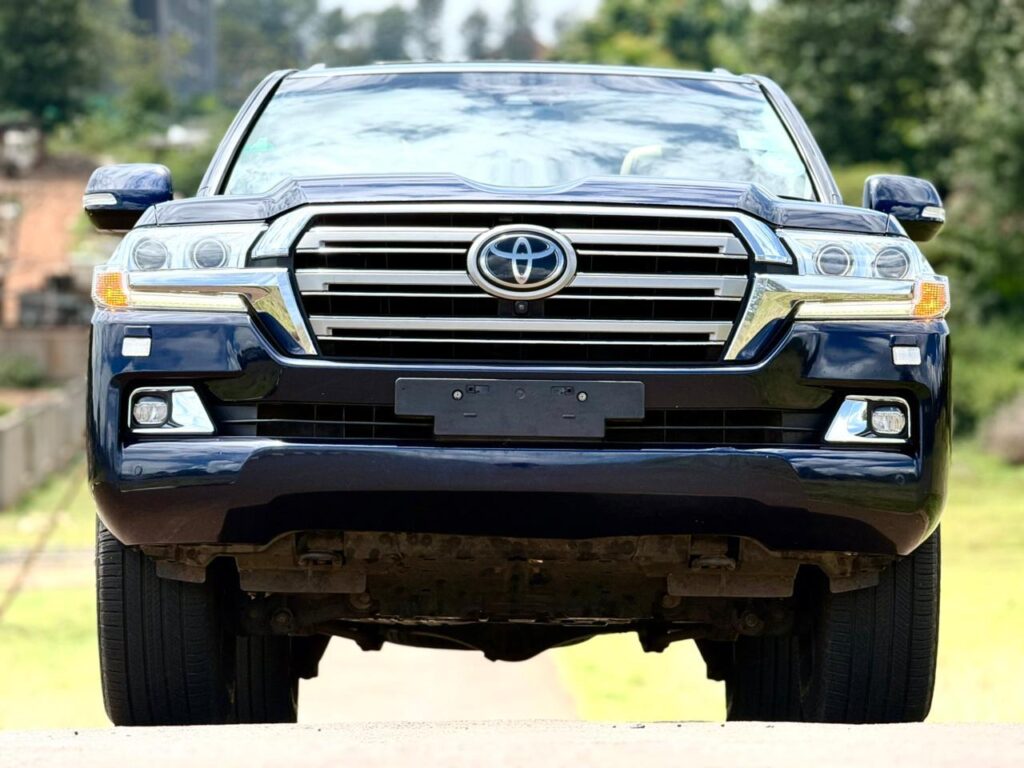 2017 Toyota Land Cruiser V8 VX