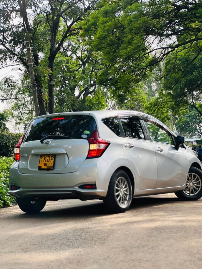 2017 Nissan Note — photo 2