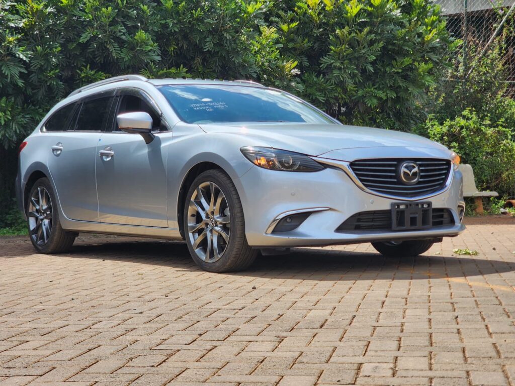 2017 Mazda Atenza