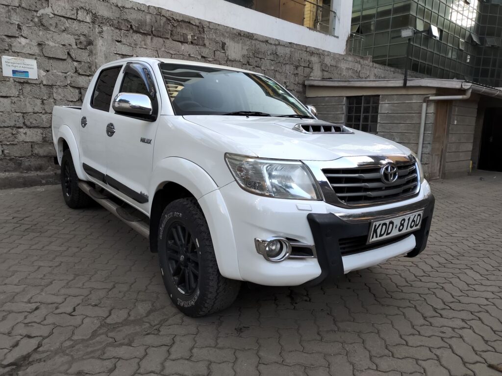 2014 Toyota Hilux Invincible