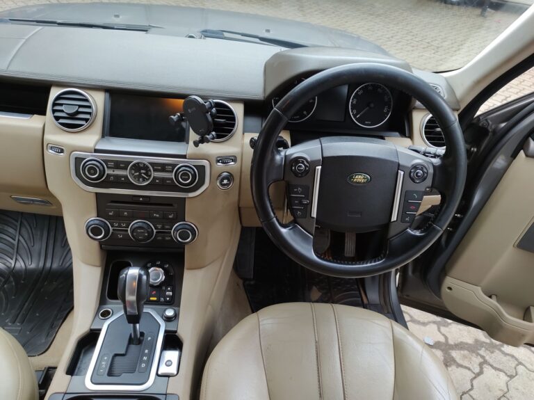 2010 LandRover Discovery 4 — photo 7