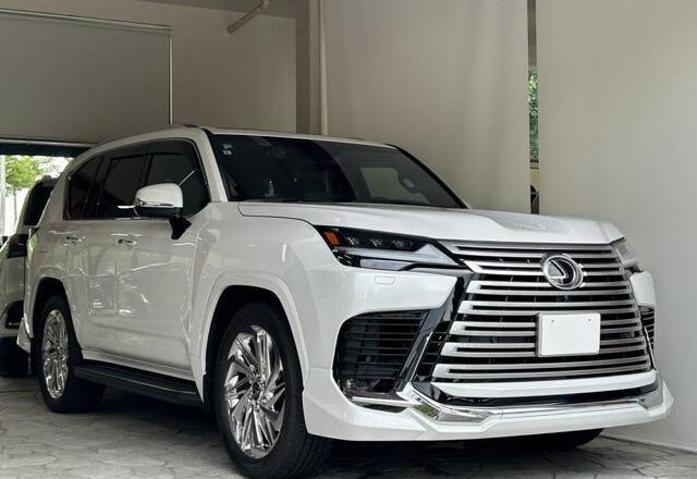 2022 Lexus LX600