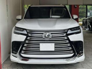 2022 Lexus LX600 — photo 2