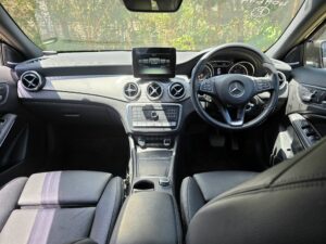 2017 Mercedes Benz GLA220 — photo 3