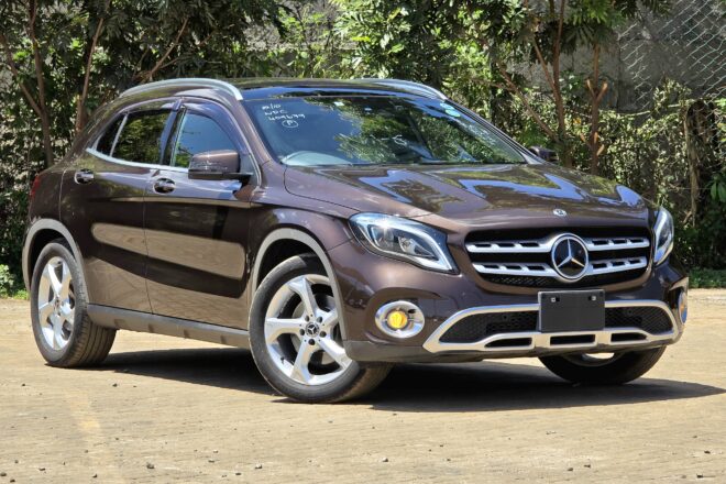 2017 Mercedes-Benz GLA 220