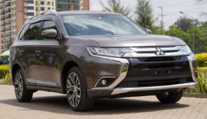 2017 Mitsubishi Outlander — photo 1