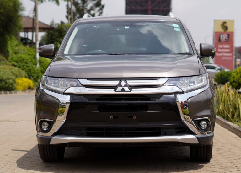 2017 Mitsubishi Outlander — photo 4