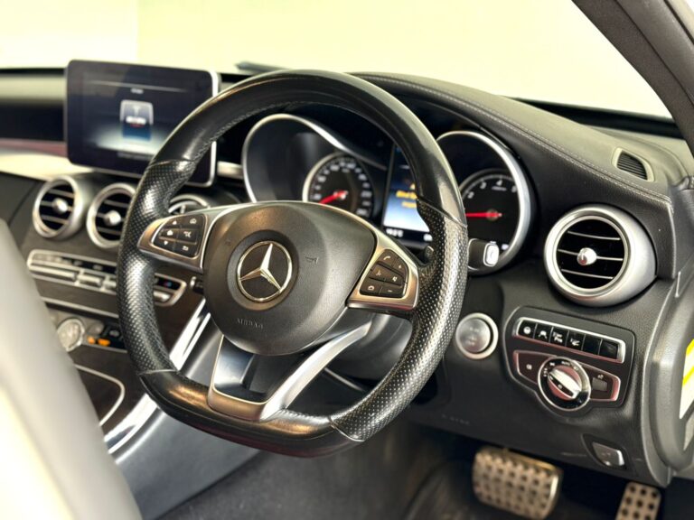 2016 Mercedes Benz C200 — photo 6