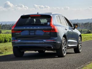 2017 Volvo XC60 T5 Inscription — photo 3