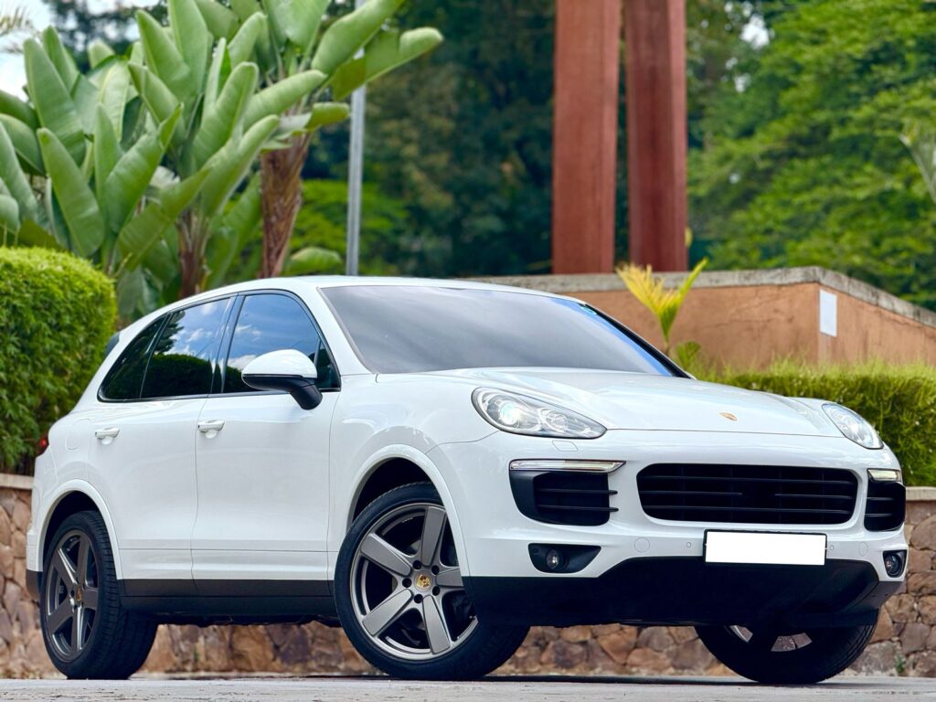2018 Porsche Cayenne Platinum Edition