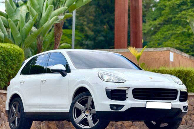 2018 Porsche Cayenne Platinum Edition