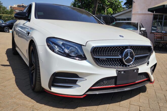 2017 Mercedes-Benz E43 AMG