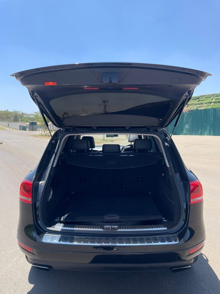 2013 Volkswagen Touareg TDI — photo 9