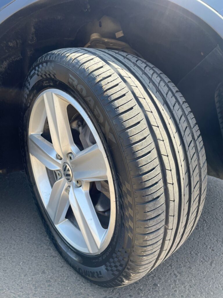 2013 Volkswagen Touareg TDI — photo 8