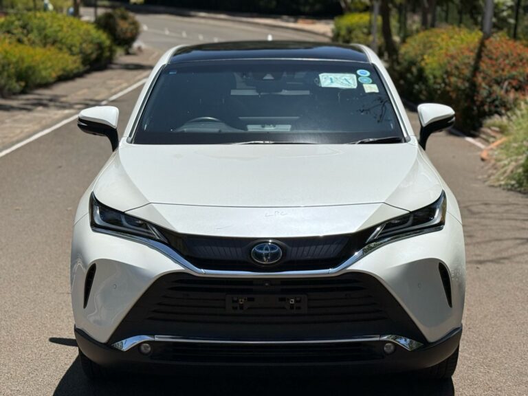2020 Toyota Harrier Hybrid — photo 2