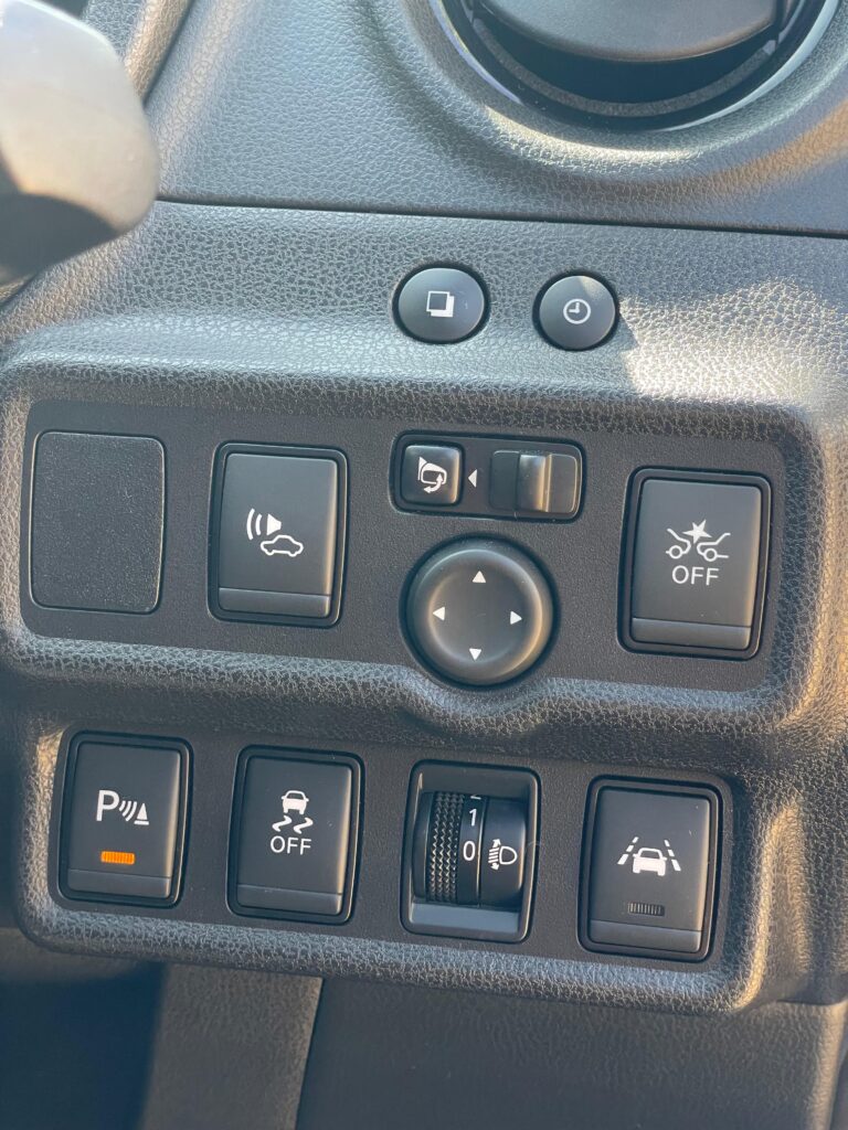 2018 Nissan Note E-Power — photo 3