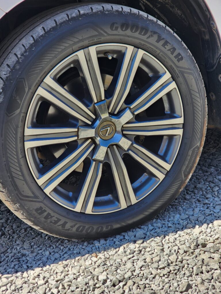 2016 Lexus LX570 — photo 6
