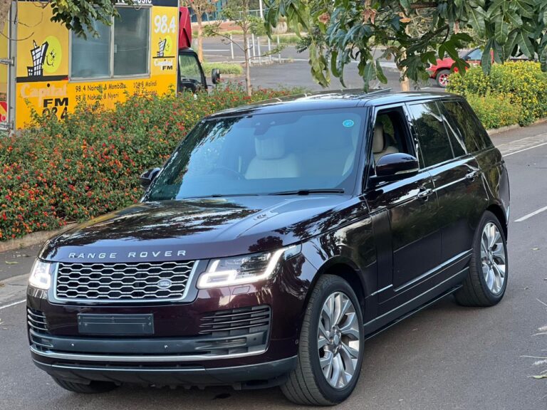 2018 Range Rover Vogue SE SDV6 — photo 8