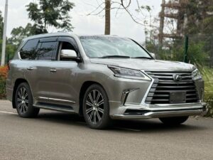 2018 Lexus LX570 — photo 1