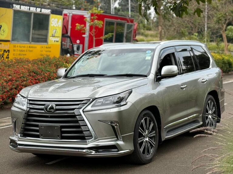 2018 Lexus LX570 — photo 7