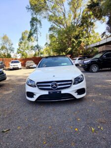 2017 Mercedes Benz E200 — photo 2