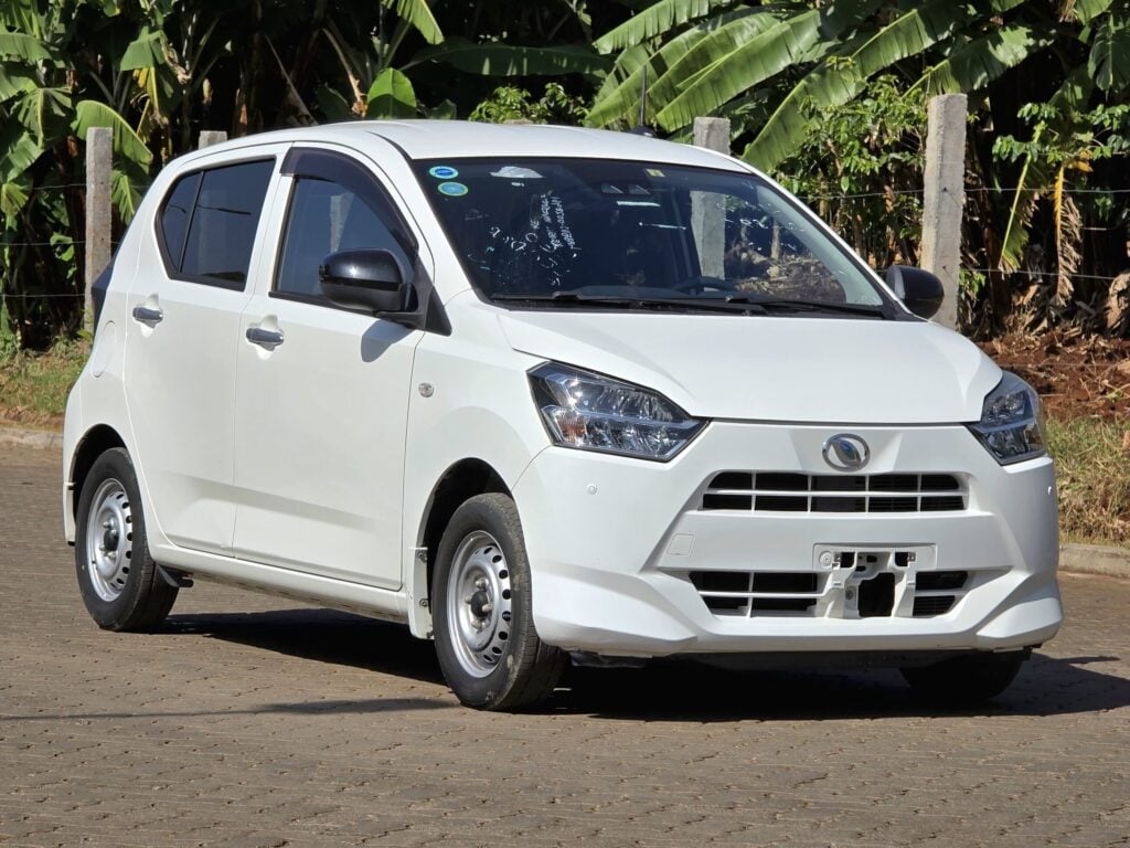 2017 Daihatsu Mira