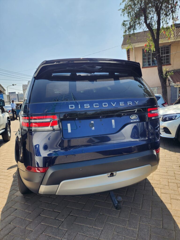 2017 Land Rover Discovery 5 HSE — photo 3