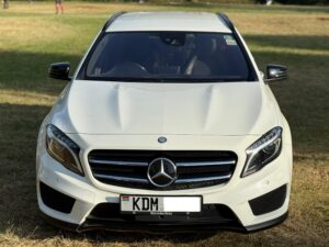 2017 Mercedes Benz GLA180 — photo 2