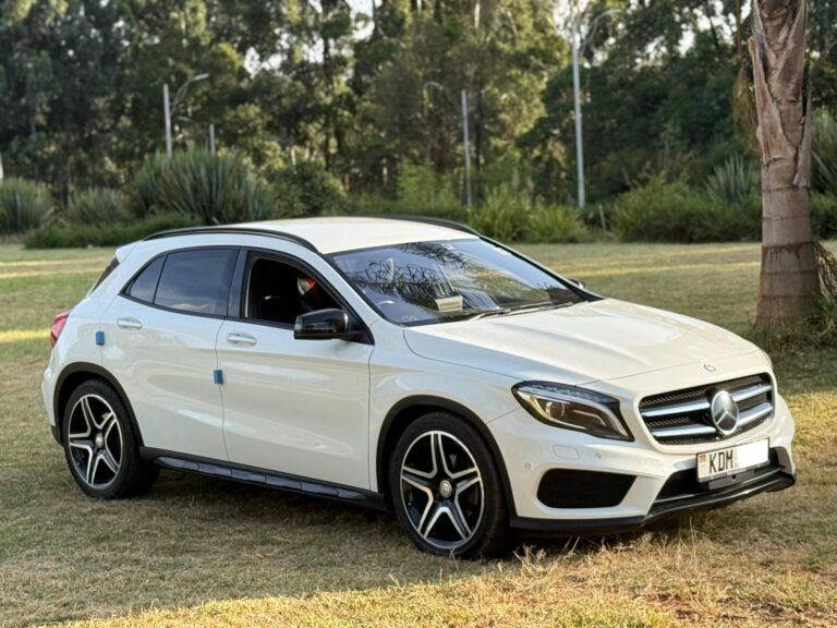2017 Mercedes Benz GLA180 — photo 3