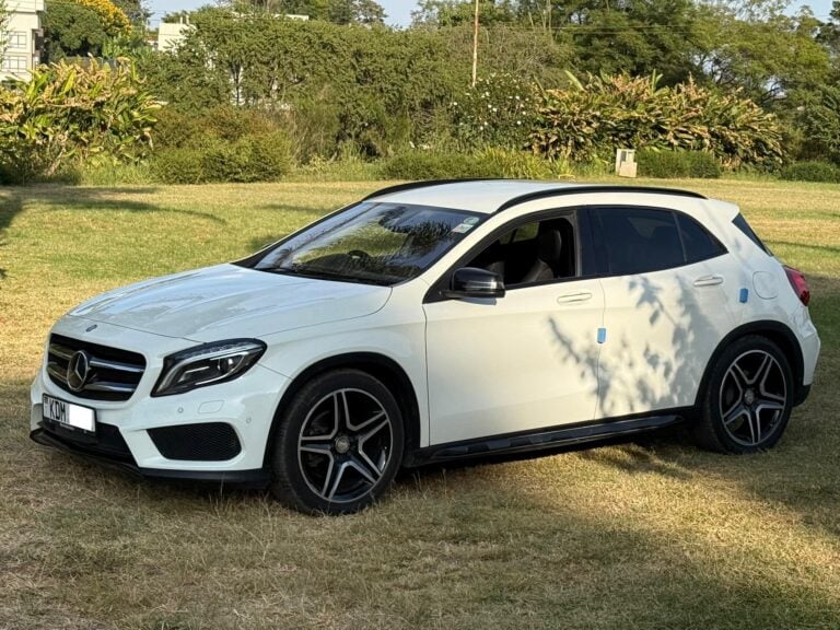 2017 Mercedes Benz GLA180 — photo 5