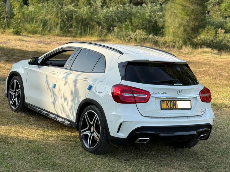 2017 Mercedes Benz GLA180 — photo 9