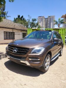 2013 Mercedes Benz ML350 — photo 4