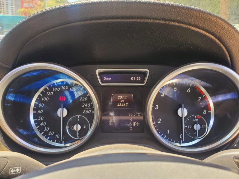 2013 Mercedes Benz ML350 — photo 9
