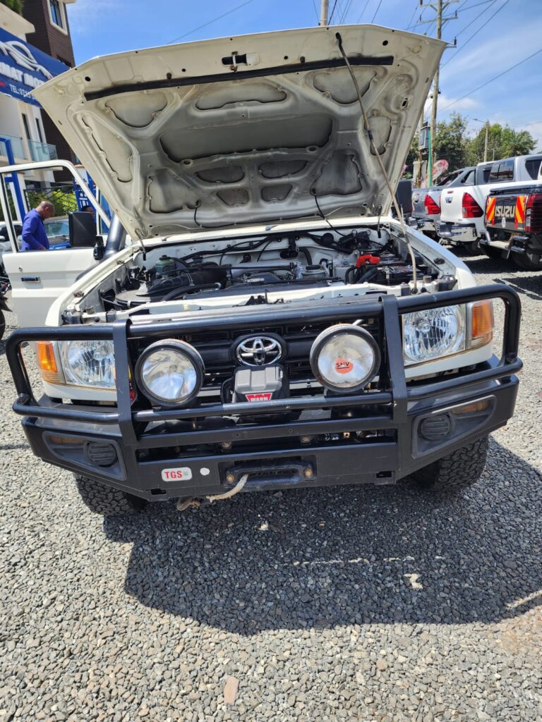 Toyota Land Cruiser 79 Series